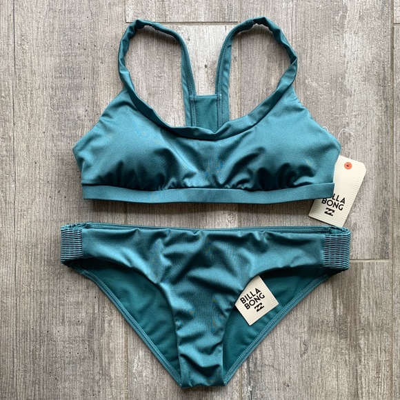🔥🔥BILLABONG - CROP TANK BIKINI SET🔥🔥 - Picture 3 of 6
